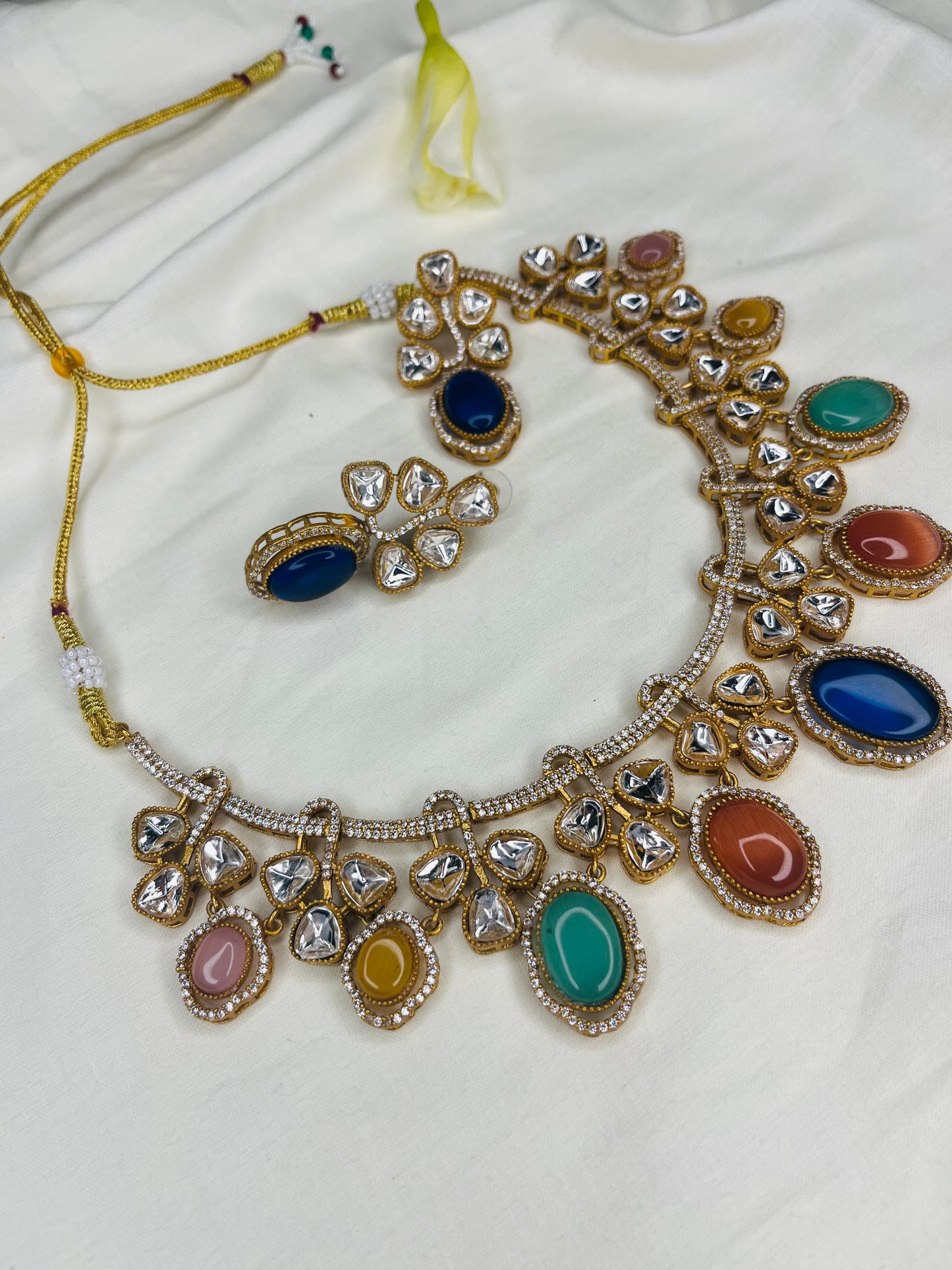 Multicolor Choker Set