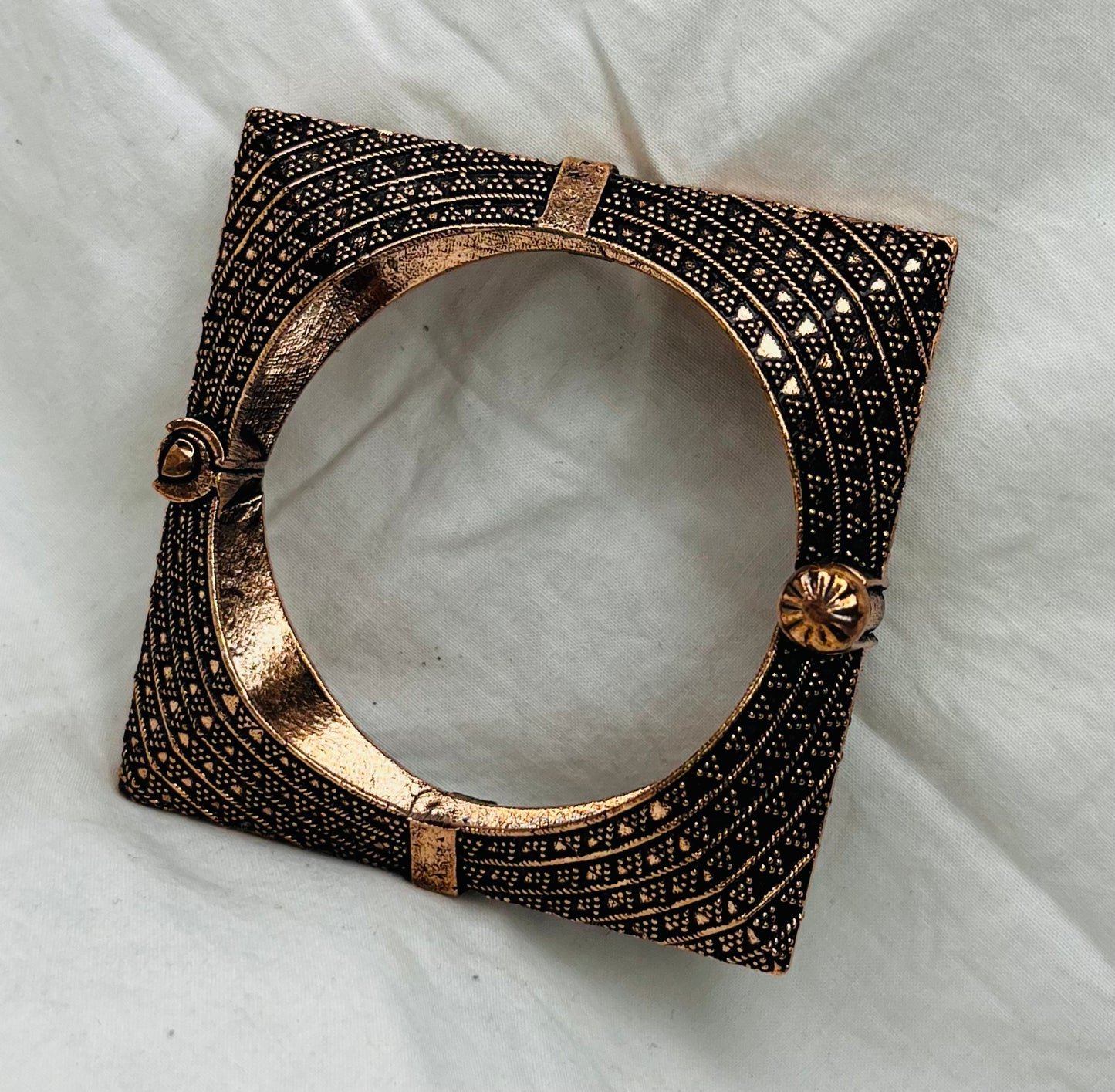 Rectangle Oxidized Kada