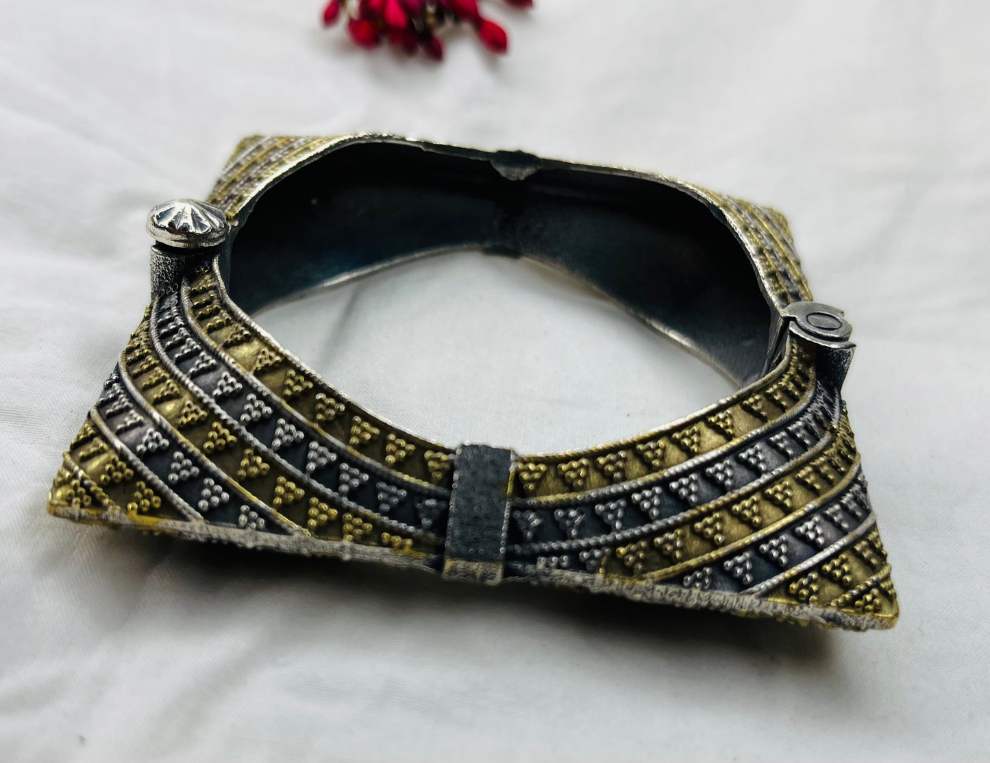Rectangle Oxidized Kada