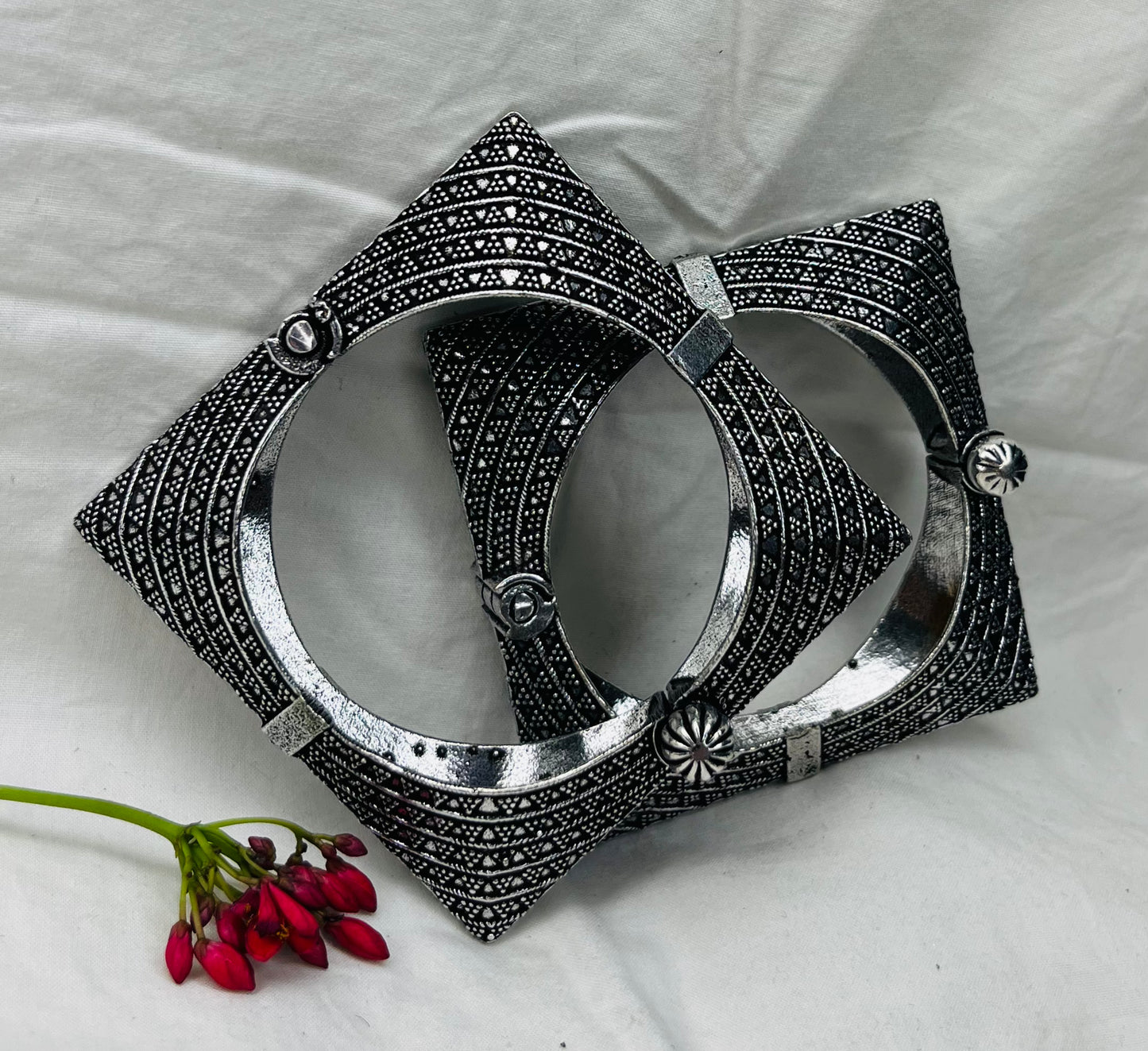 Rectangle Oxidized Kada