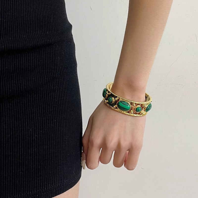 Empress Handcuff