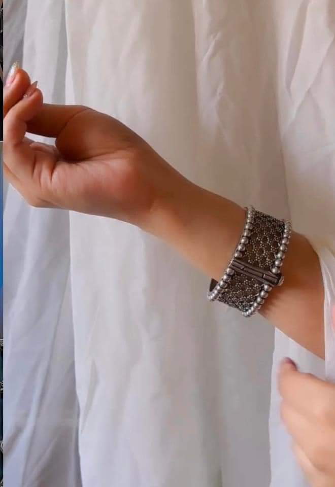 Shree Oxidised Kada