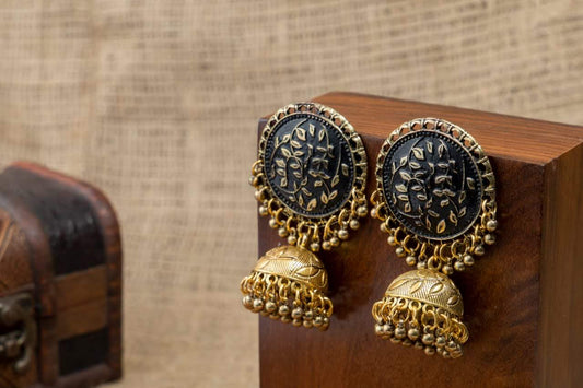 Leafy Jhumkas (Golden)