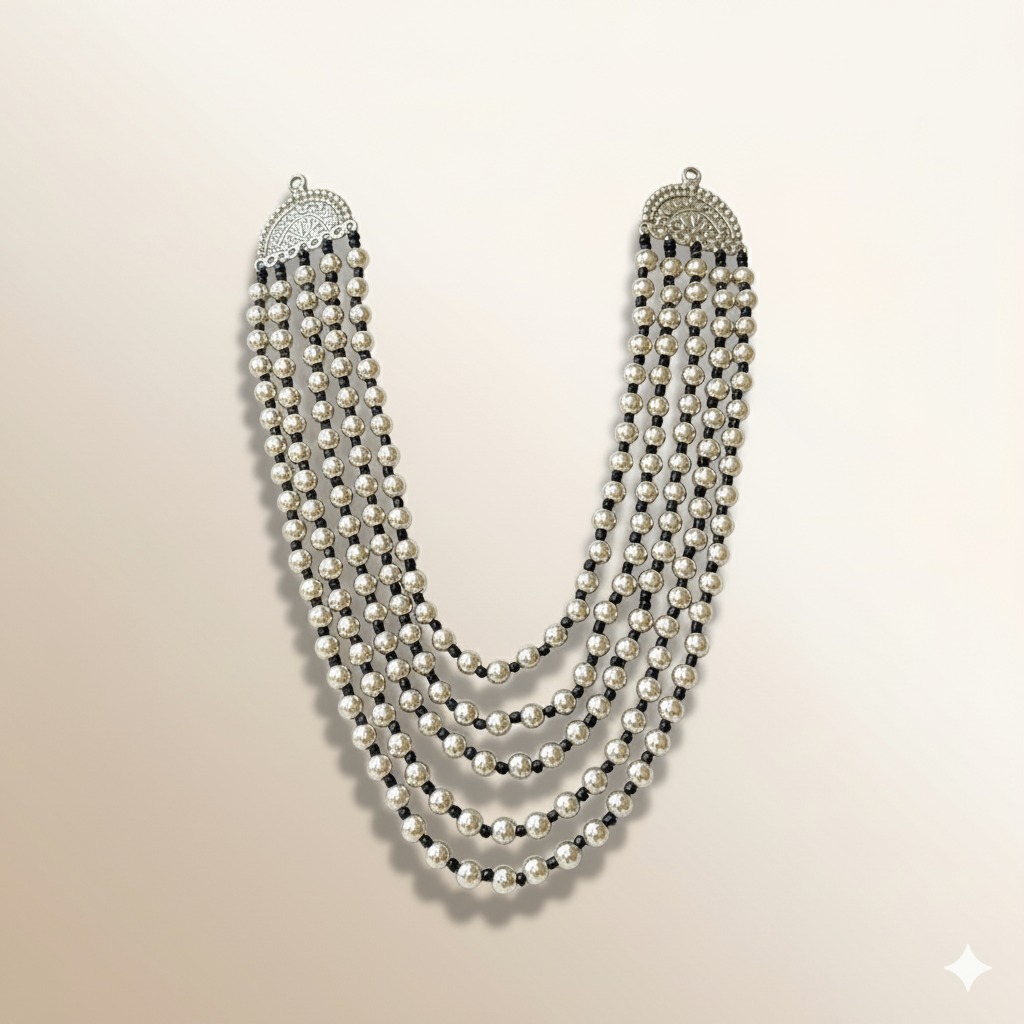 Multilayered Necklace