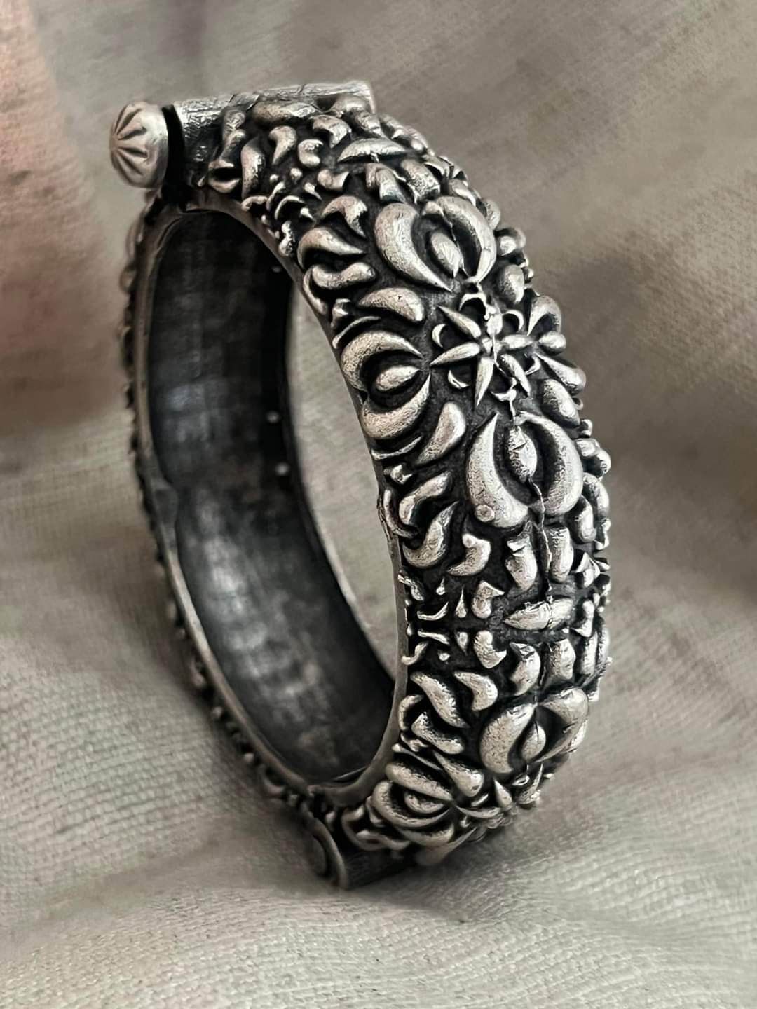 Carved Oxidized Kada