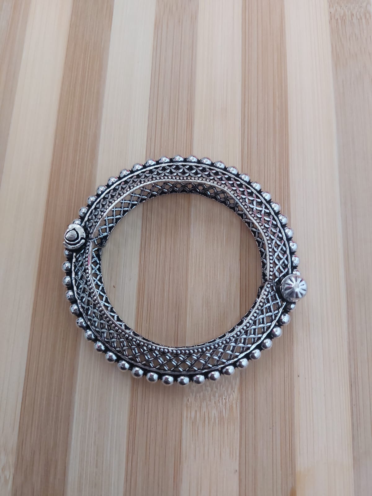 Jaal Traditional Kada