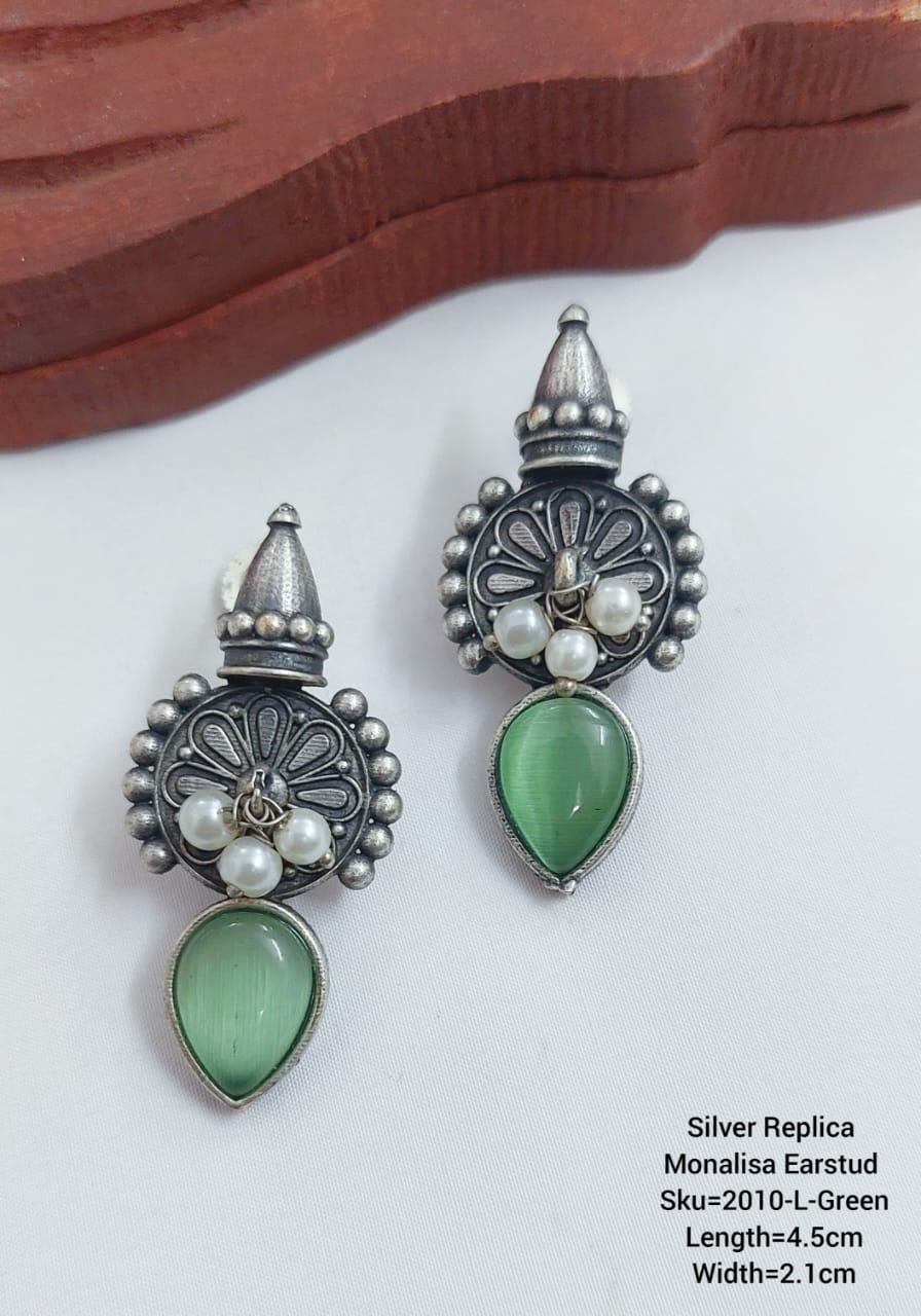 Monalisa Earstuds