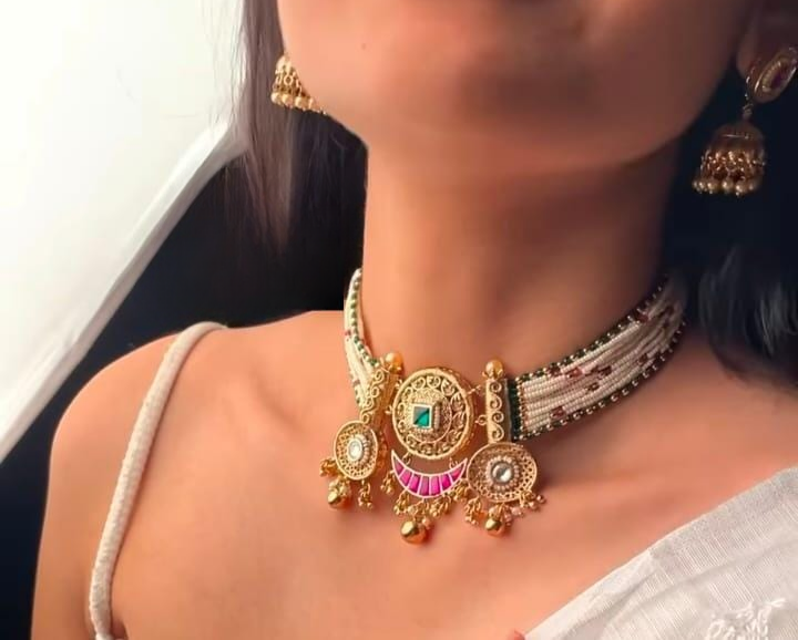 Ruhani Meenakari Set