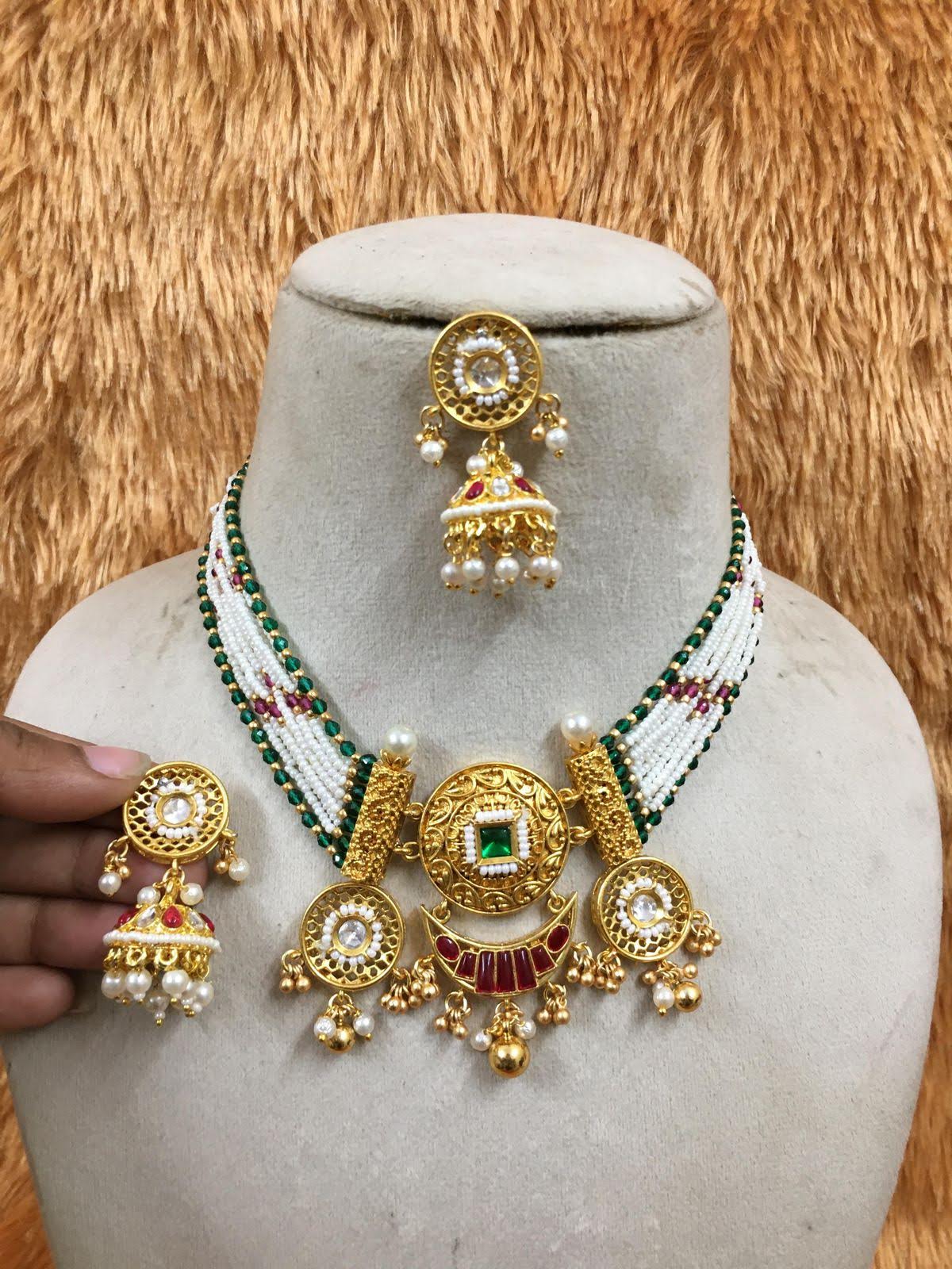 Ruhani Meenakari Set