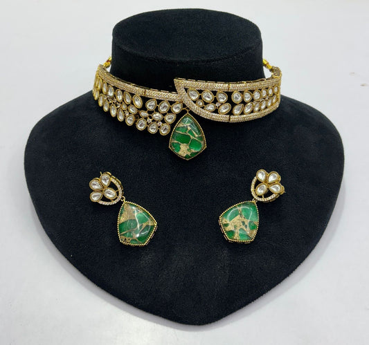 Emrald Leafy Kundan Choker Set