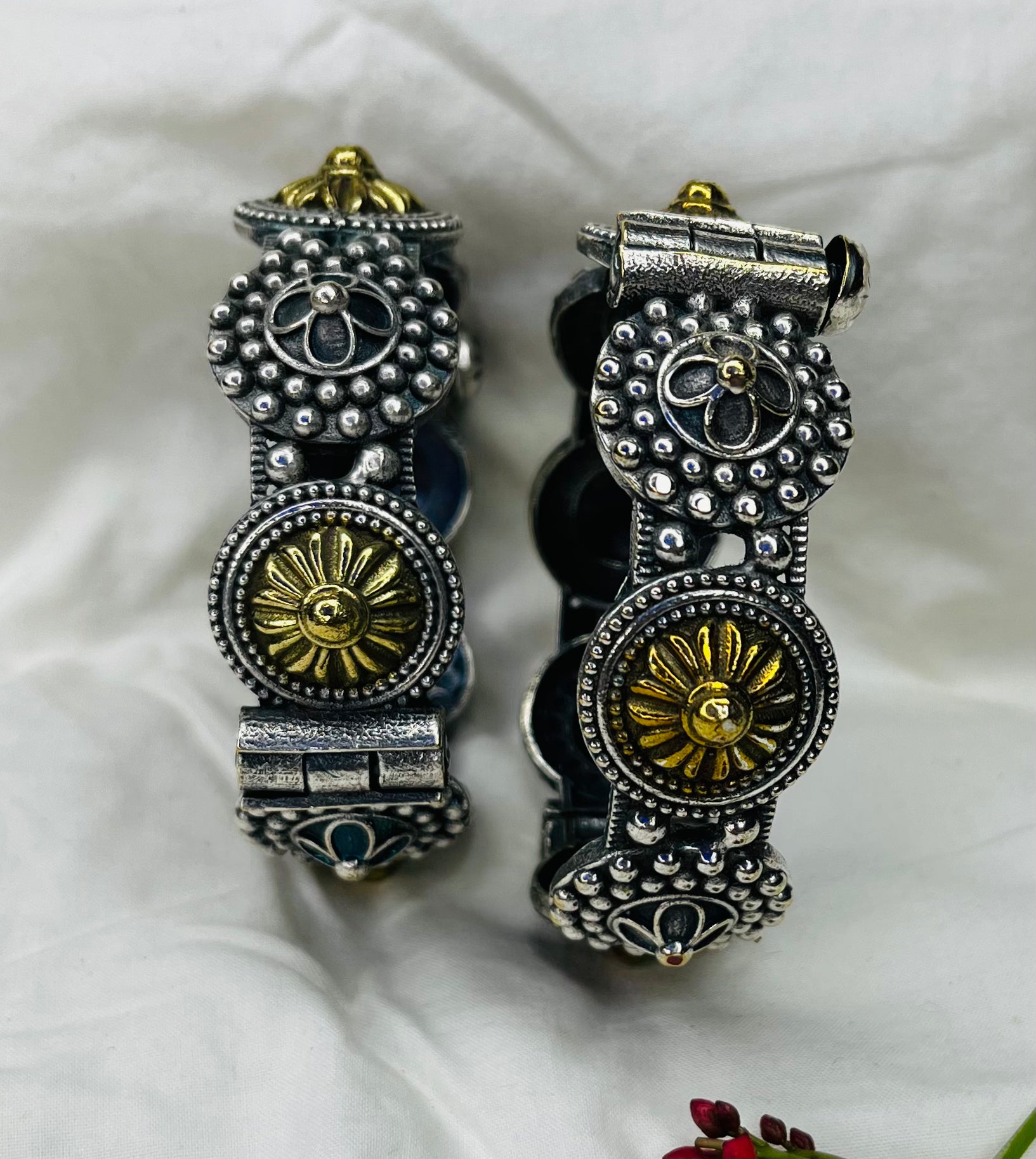 Mandal Mix Oxidised Kada