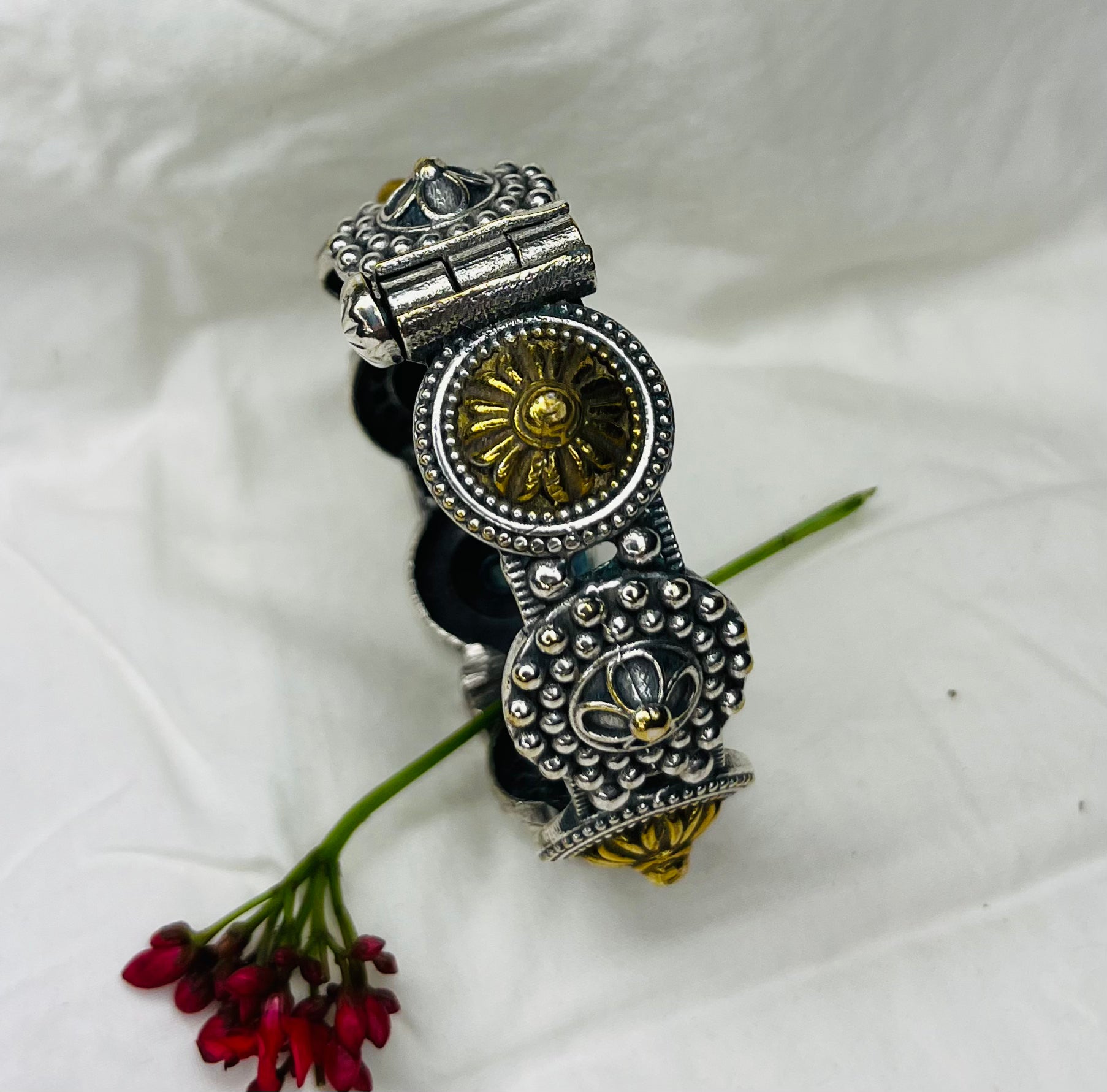 Mandal Mix Oxidised Kada