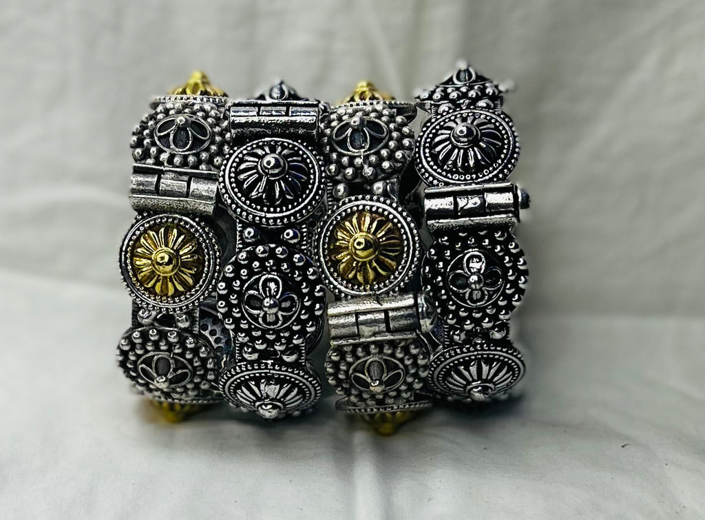 Mandal Mix Oxidised Kada