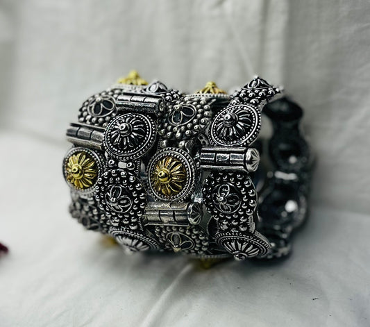 Mandal Mix Oxidised Kada