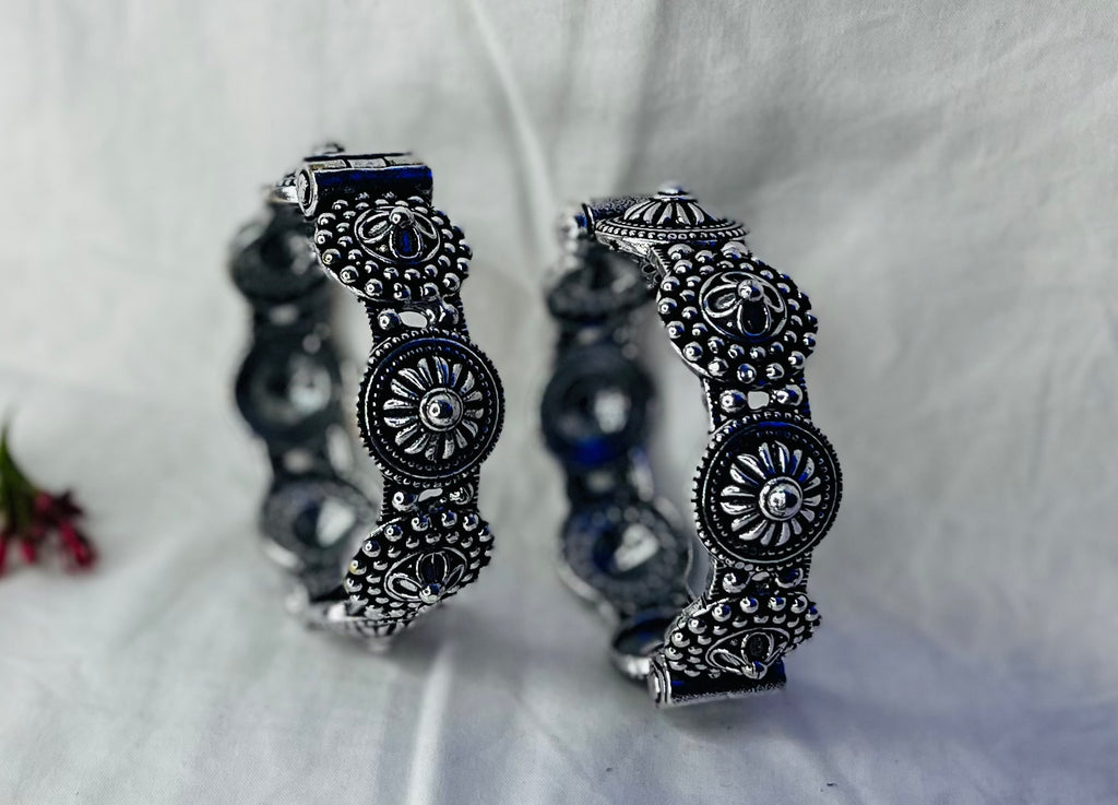 Mandal Mix Oxidised Kada