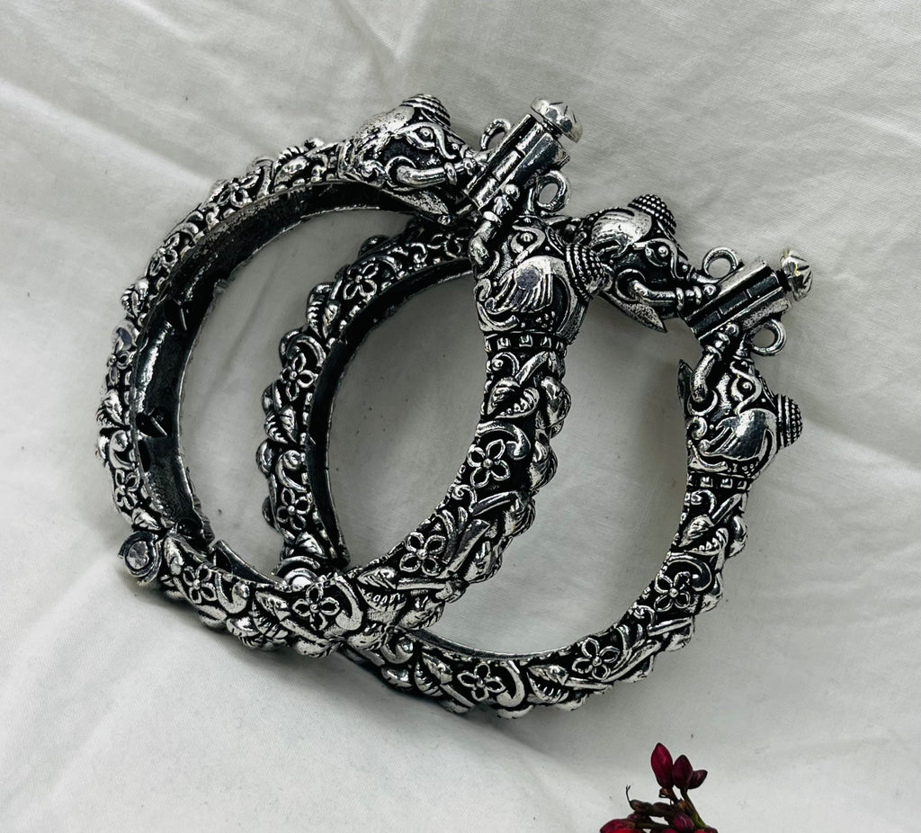 Silver Replica Oxidised Kada (Elephant Design)