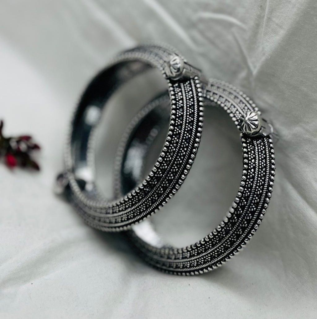 Silver Replica Traditional Kada