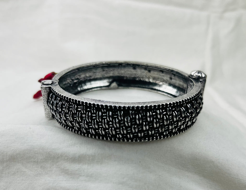 Entwined Oxidized Kada