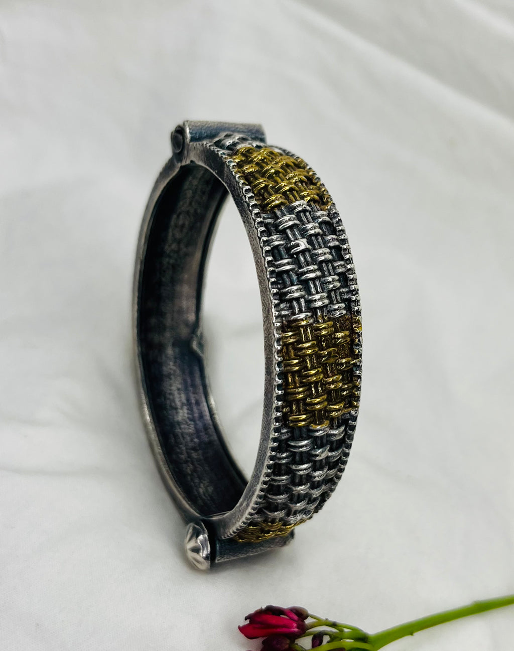 Entwined Oxidized Kada