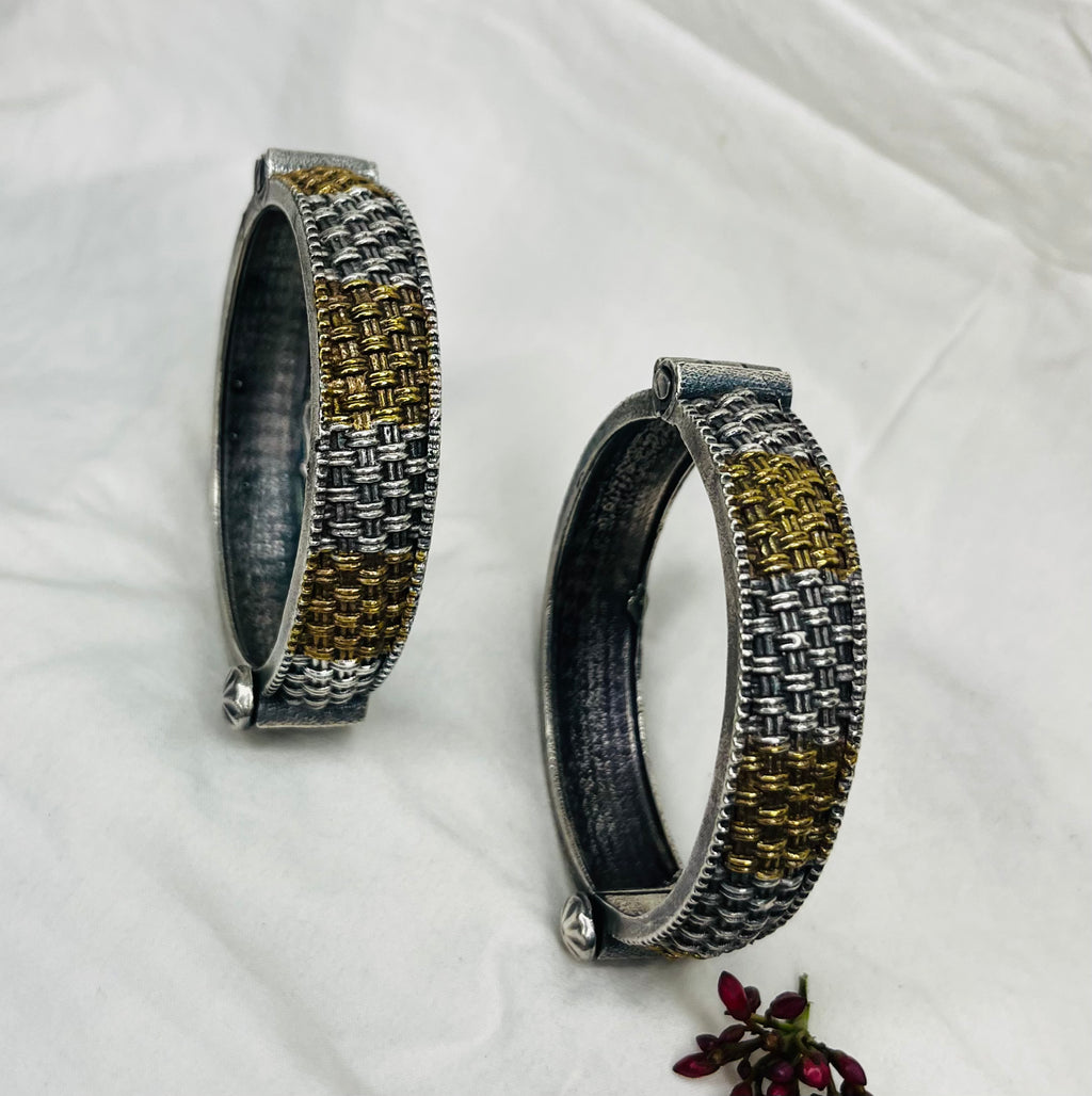 Entwined Oxidized Kada