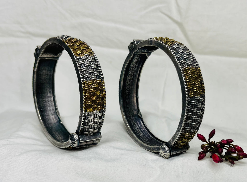 Entwined Oxidized Kada