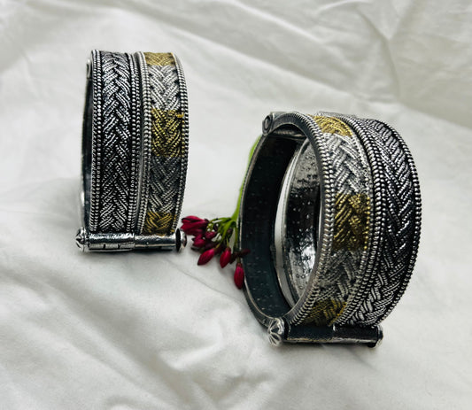 Entangled Kada