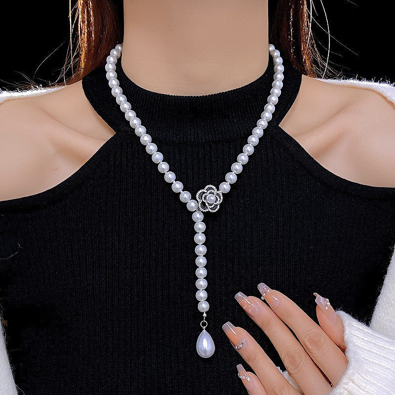 Camellia Pearl Necklace