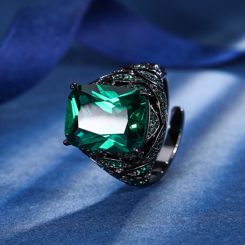 Royal Chroma Ring