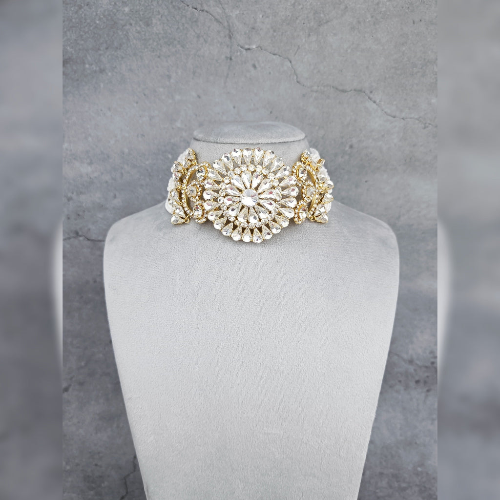 Rehana Classic Choker