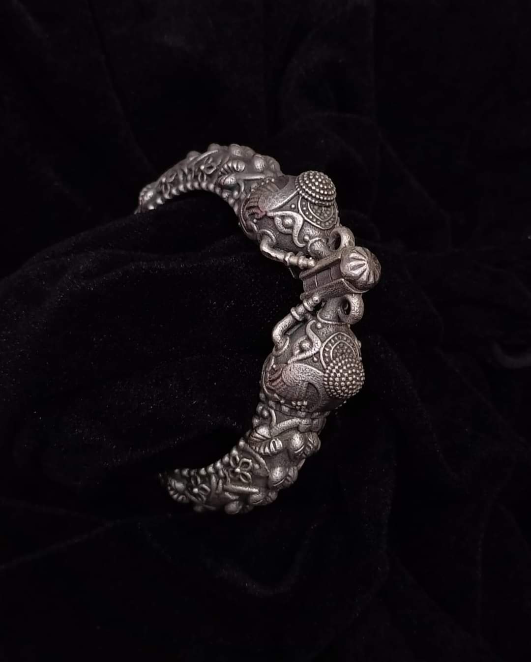 Silver Replica Oxidised Kada (Elephant Design)
