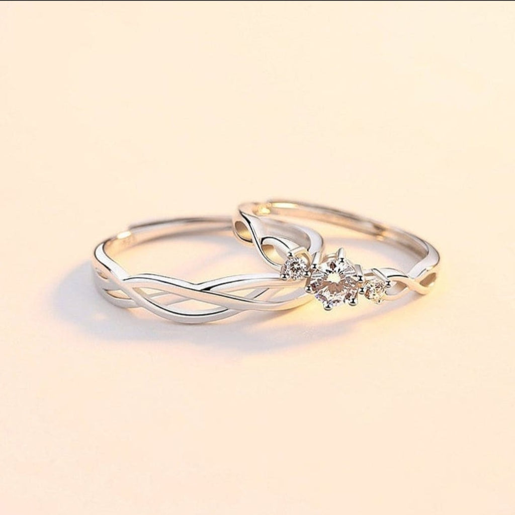 Entangled Couple Rings